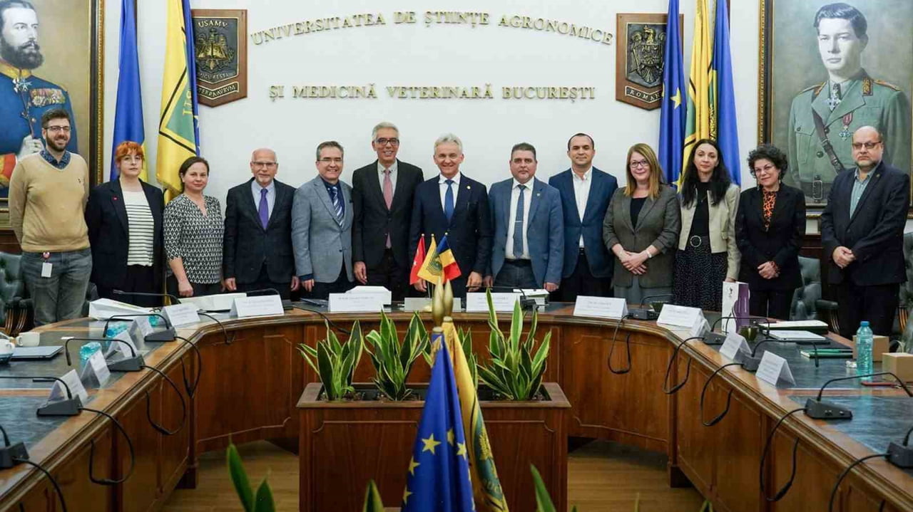 YAŞAR ÜNİVERSİTESİ, AB’NİN YÜKSELEN YILDIZI ROMANYA’NIN ÖNDE GELEN İKİ ÜNİVERSİTESİ İLE İŞ BİRLİĞİ...