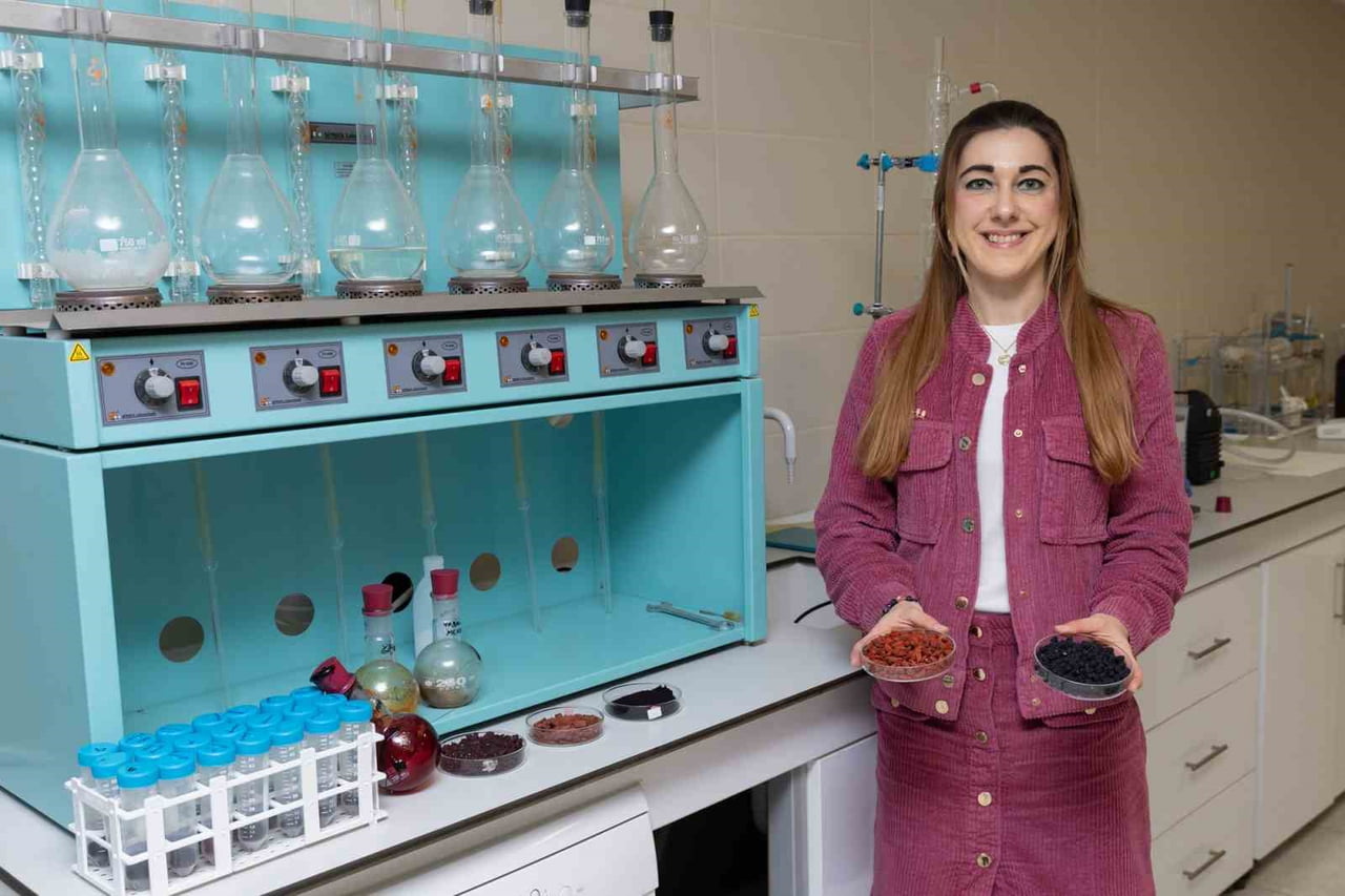 YAŞAR ÜNİVERSİTESİ MESLEK YÜKSEKOKULU GIDA TEKNOLOJİSİ PROGRAMI GIDA İŞLEME BÖLÜM BAŞKANI DR....