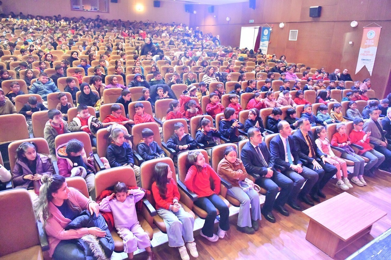 YEŞİLYURT BELEDİYESİ, MALATYA VALİLİĞİ TARAFINDAN HAYATA GEÇİRİLEN "ÖNEM" PROJESİNE ANLAMLI BİR...