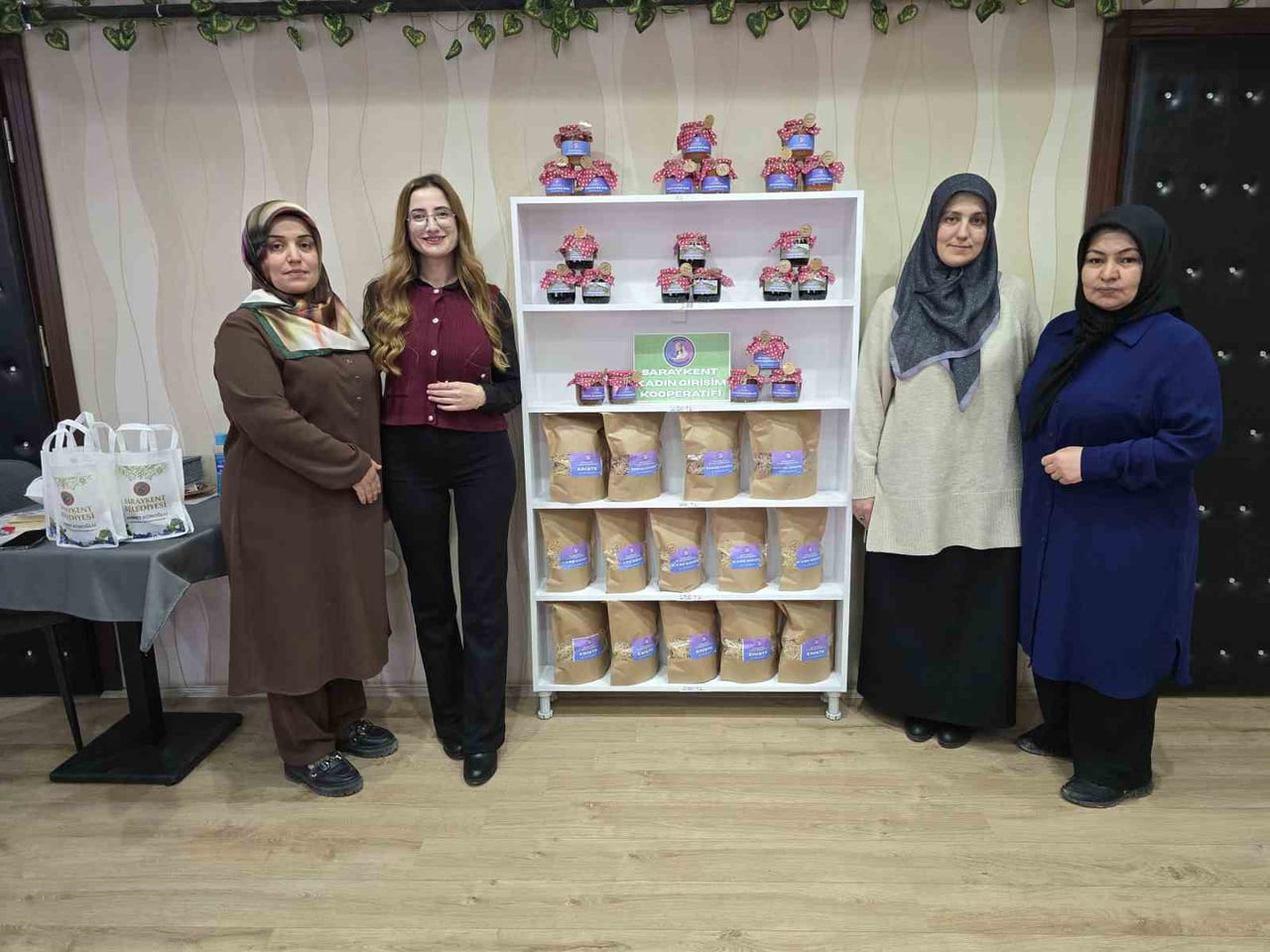 YOZGAT'TA SARAYKENT KADIN KOOPERATİFİ, YENİ KURULMUŞ OLMASINA RAĞMEN İLÇEDE ÖZELLİKLE KADINLARIN...