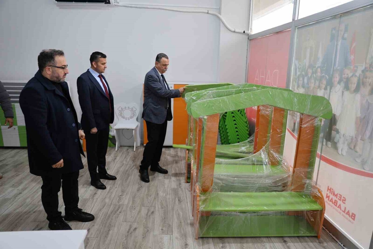 YUNUSEMRE BELEDİYE BAŞKANI SEMİH BALABAN, ÖNÜMÜZDEKİ GÜNLERDE YAPILACAK TOPLU AÇILIŞ TÖRENİYLE...