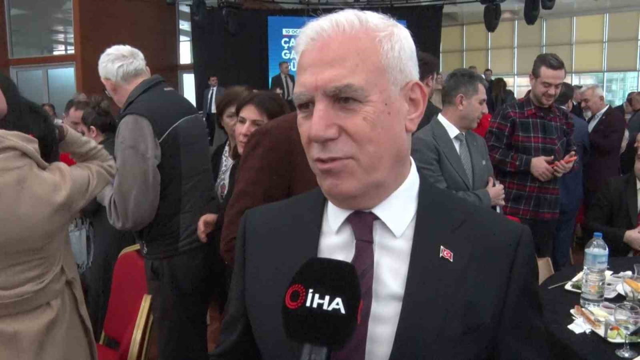 10 OCAK ÇALIŞAN GAZETECİLER GÜNÜ SEBEBİYLE BURSALI GAZETECİLERLE MERİNOS ATATÜRK KONGRE KÜLTÜR...