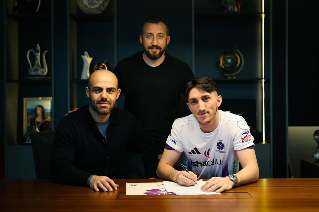 2.LİG’DE İKİNCİ YARININ HAZIRLIKLARINI TAMAMLAYAN GÜZİDE GEBZESPOR, SOL BEK EMRE BATUHAN...