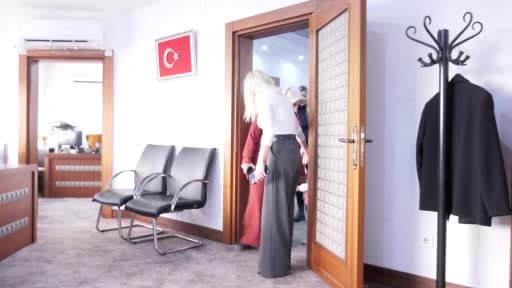 40 kişilik ekiple 8,5 saat operasyonla kadavradan rahim nakledilmişti, ismini aldığı rektörle bir...