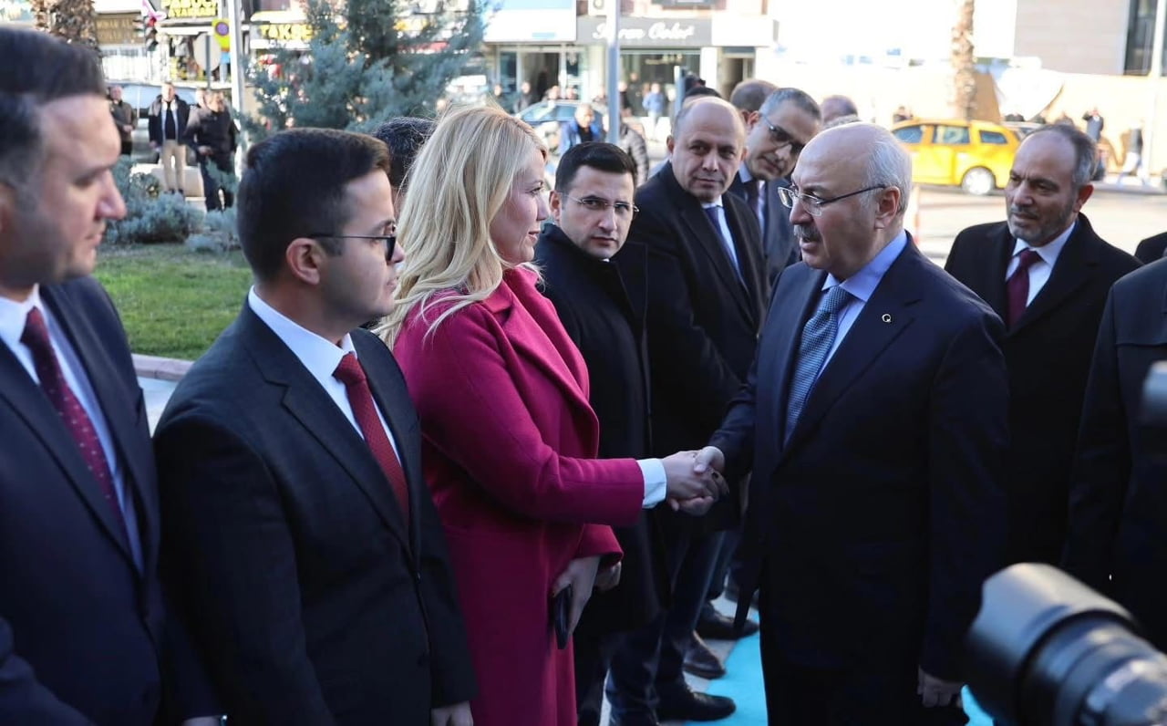 7 OCAK’TA YAYIMLANAN VALİLER KARARNAMESİ İLE ADANA’DAN DENİZLİ’YE ATANAN VALİ YAVUZ SELİM KÖŞGER...