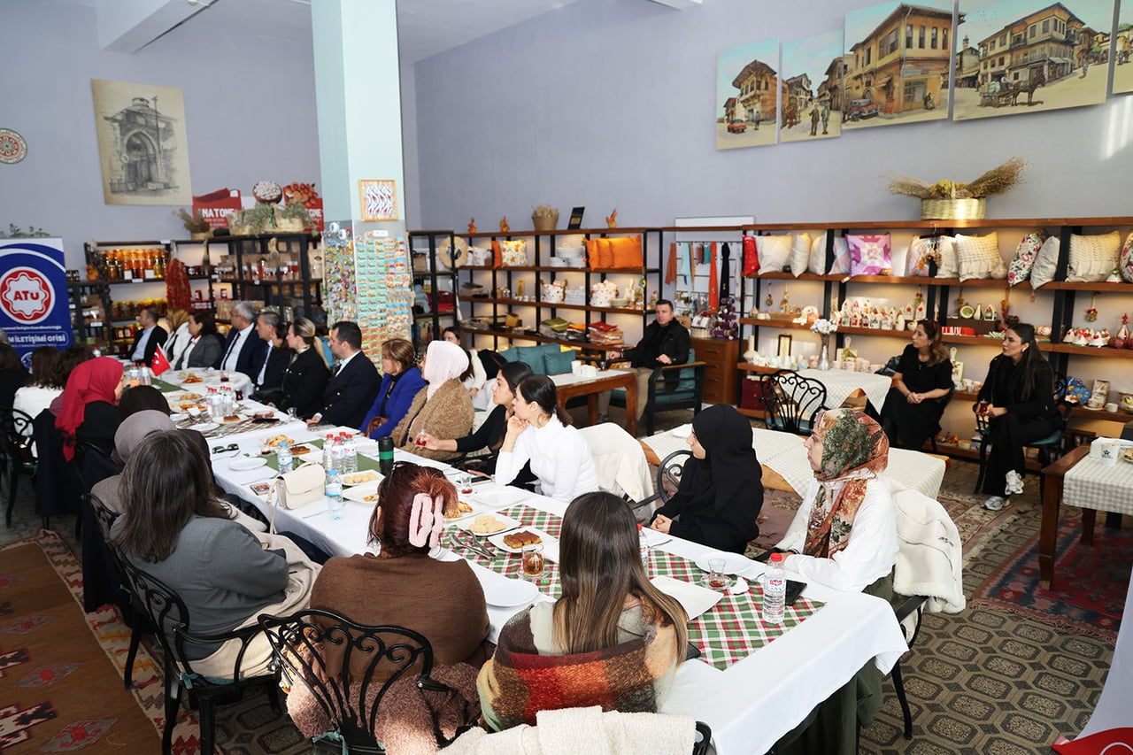 ADANA ALPARSLAN TÜRKEŞ BİLİM VE TEKNOLOJİ ÜNİVERSİTESİ (ATÜ) KURUMSAL İLETİŞİM KOORDİNATÖRLÜĞÜ...