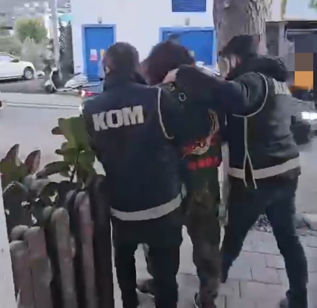 ADNAN OKTAR SUÇ ÖRGÜTÜNÜN KİLİT İSİMLERİNDEN SERDAR DAYANIK, MUĞLA’NIN BODRUM İLÇESİNDE YURT...