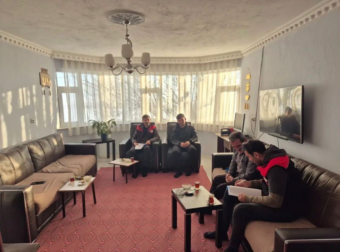 AĞRI'NIN DİYADİN İLÇESİNE BAĞLI SATICILAR KÖYÜ'NDE GERÇEKLEŞTİRİLEN AİLE ZİYARETLERİ KAPSAMINDA...