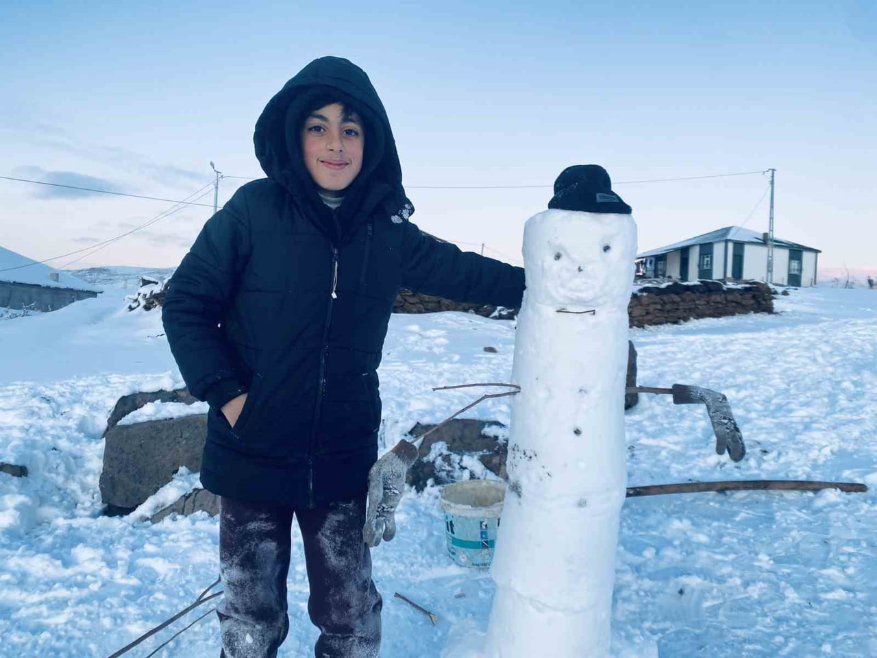 AĞRI’NIN PATNOS İLÇESİNDE DÜN AKŞAM SAATLERİNDEN İTİBAREN ETKİLİ OLAN VE BU SABAH SONA EREN KAR...