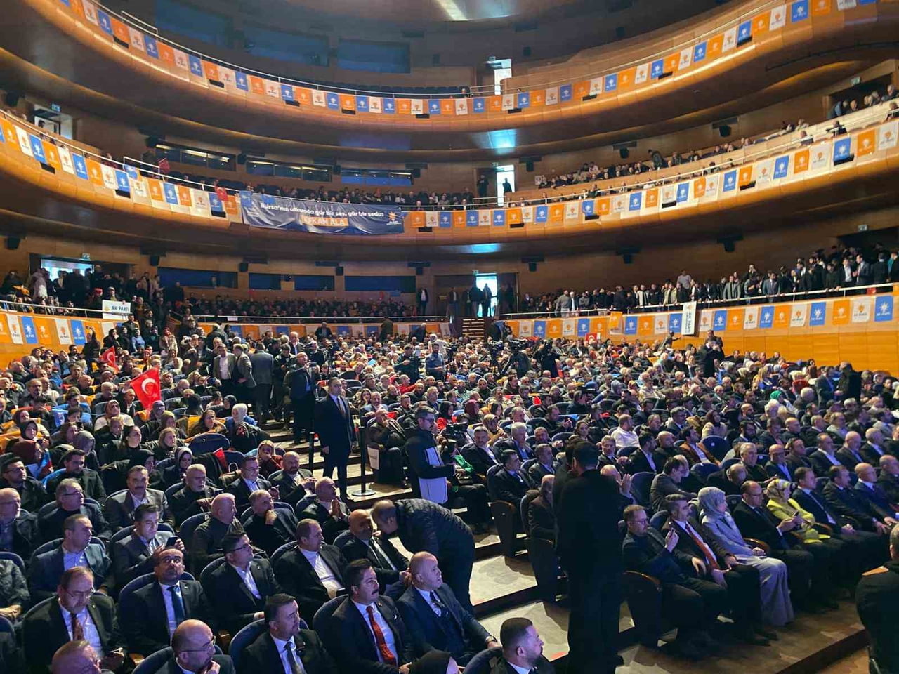 AK PARTİ BURSA İL BAŞKANI DAVUT GÜRKAN'IN GÜNDEMİNİDE CHPLİ BÜYÜKŞEHİR BELEDİYESİ...