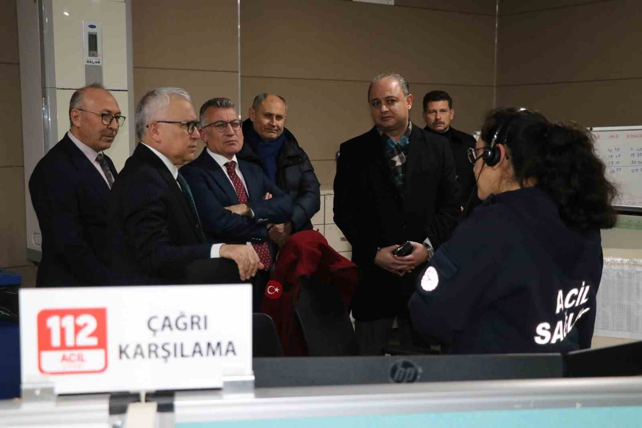 AK PARTİ TBMM GRUP BAŞKANI VE SİVAS MİLLETVEKİLİ ABDULLAH GÜLER, YENİ YIL DOLAYISIYLA ÇEŞİTLİ...