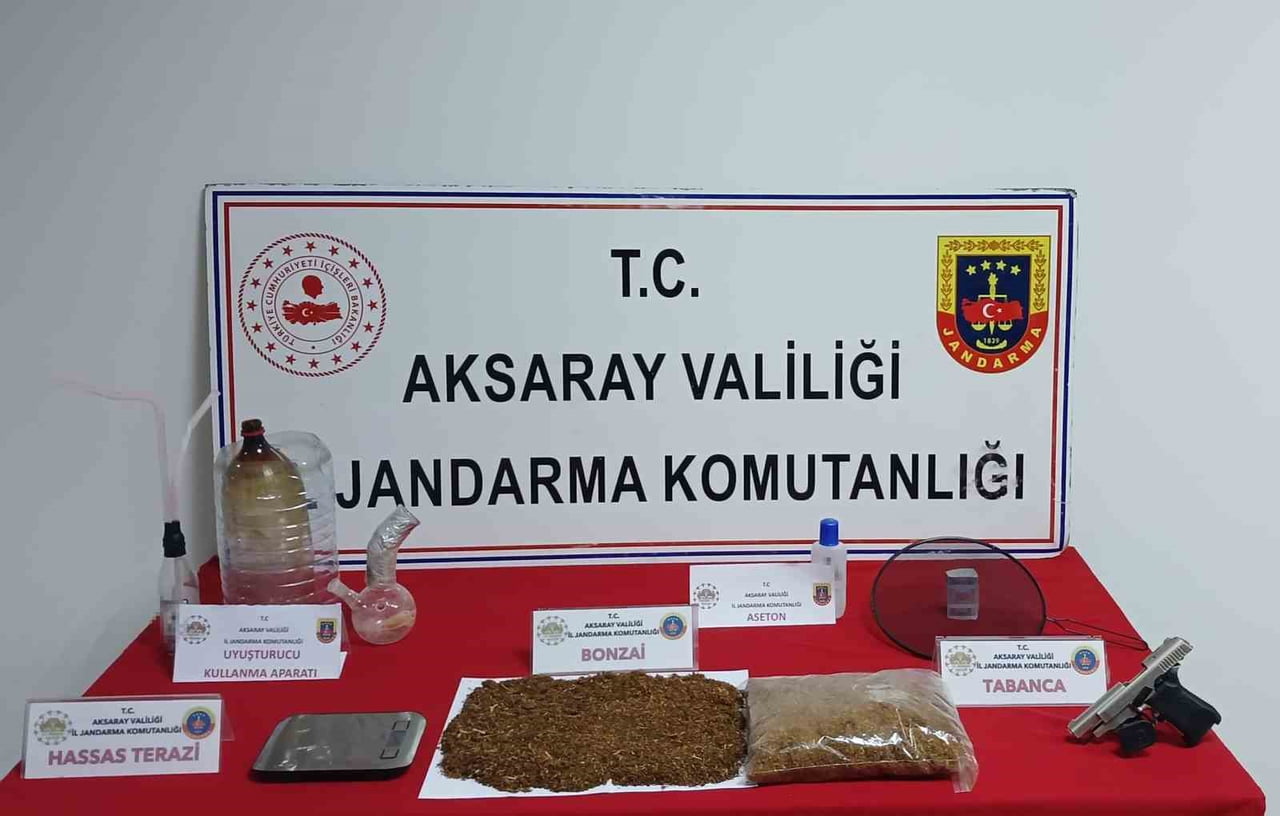 AKSARAY’DA UYUŞTURUCU İMAL VE TİCARETİ YAPAN ŞÜPHELİYE YÖNELİK GERÇEKLEŞTİRİLEN OPERASYONDA 789...
