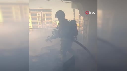 Alevlere teslim olan evinden çıkmak isteyen şahıs yaralandı