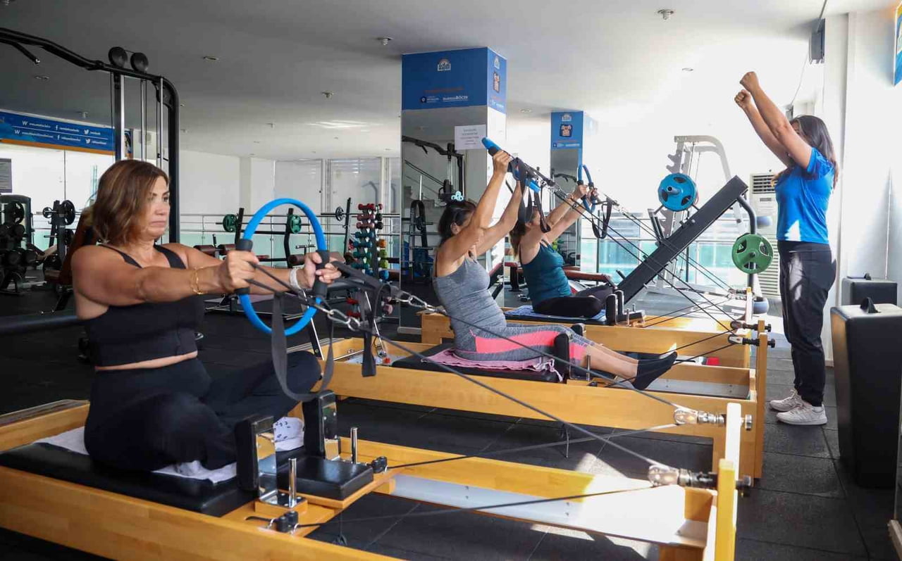 ANTALYA BÜYÜKŞEHİR BELEDİYESİ'NİN ÜCRETSİZ SPOR İMKANI SUNDUĞU ANTALYA SPOR VE FİTNESS...