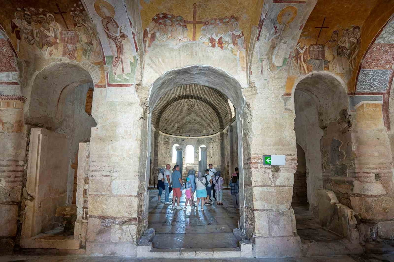 ANTALYA’DA KÜLTÜR VE TURİZM BAKANLIĞINA BAĞLI MÜZE VE ÖREN YERLERİ, 2025 YILI BOYUNCA 3 MİLYON 267...