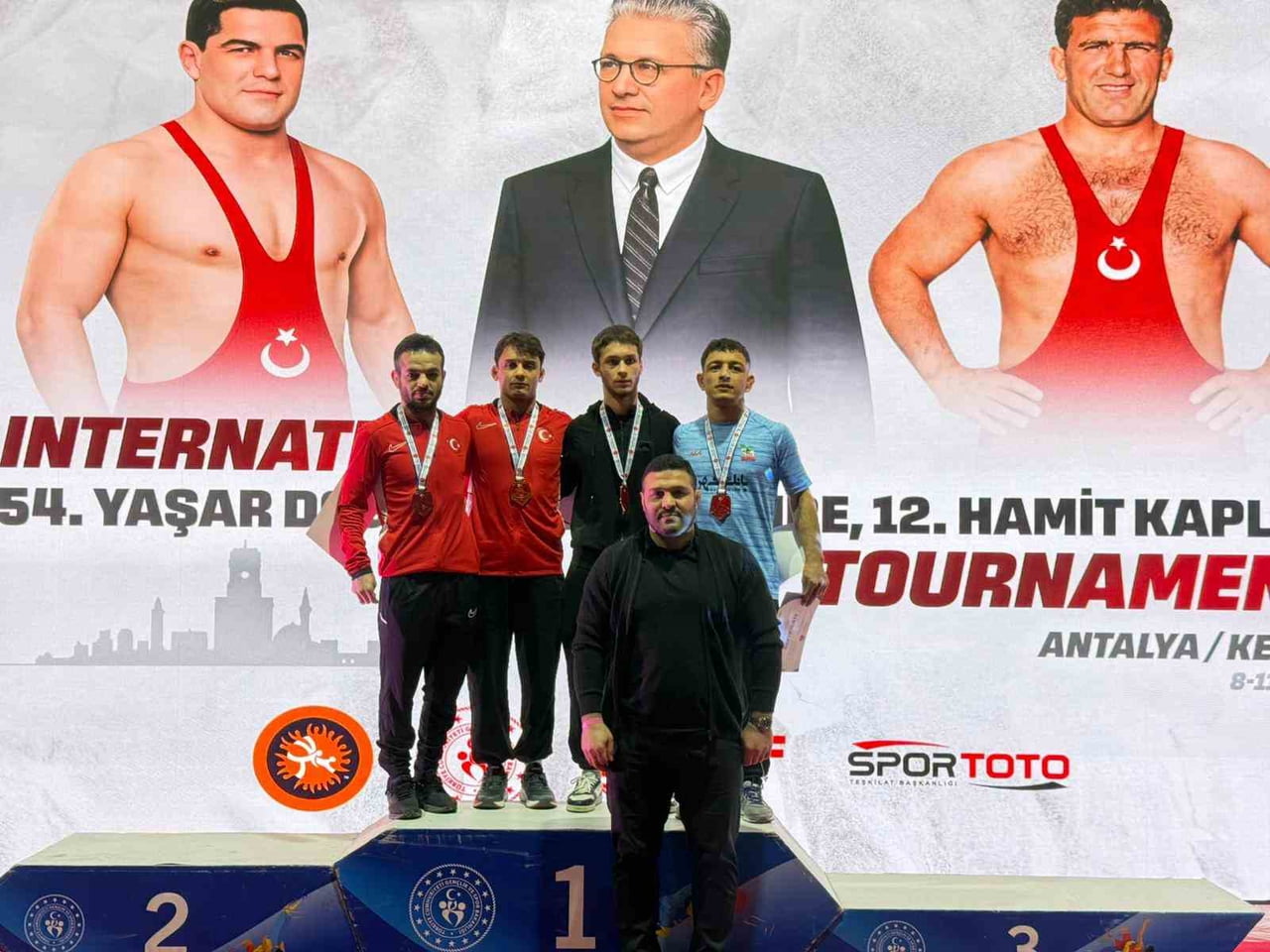ANTALYA KEMER'DE DÜZENLENEN ULUSLARARASI YAŞAR DOĞU, VEHBİ EMRE VE HAMİT KAPLAN TURNUVASI'NDA...