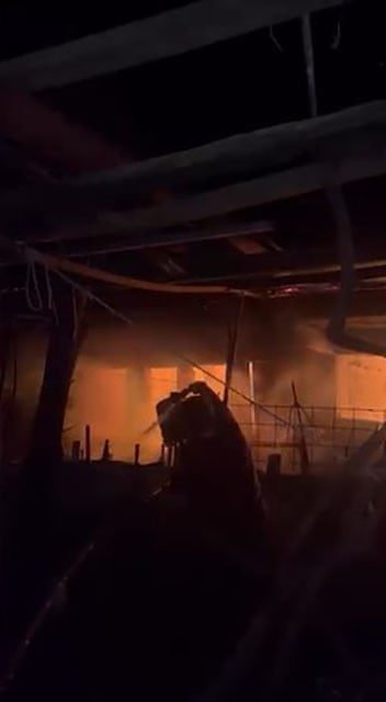 ANTALYA’NIN ALANYA İLÇESİNDE SOBADAN ÇIKTIĞI DEĞERLENDİRİLEN YANGINDA 1 KİŞİ HAYATINI...