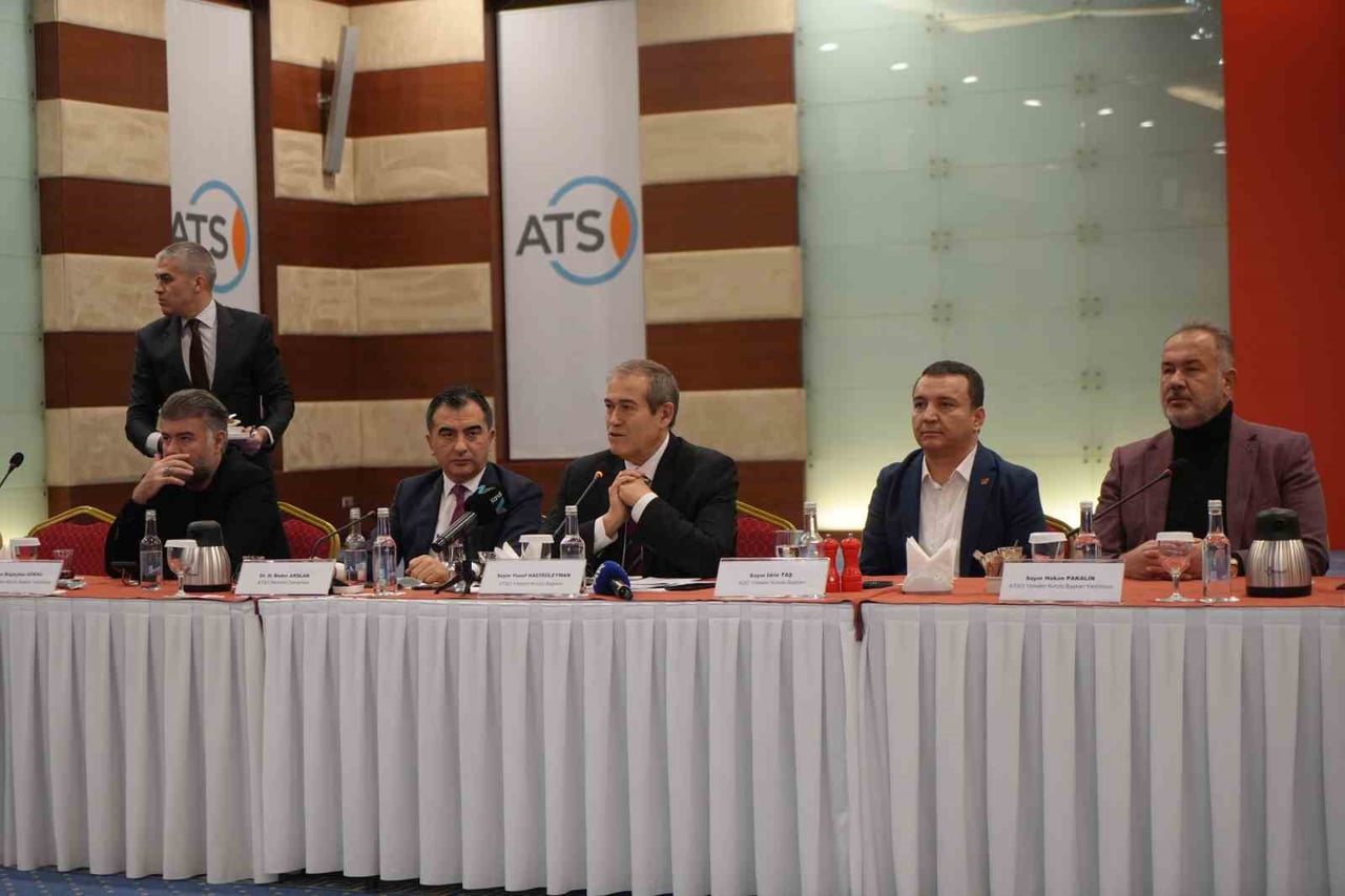 ANTALYA TİCARET VE SANAYİ ODASI (ATSO) YÖNETİM KURULU BAŞKANI YUSUF HACISÜLEYMAN, 2025 YILININ...