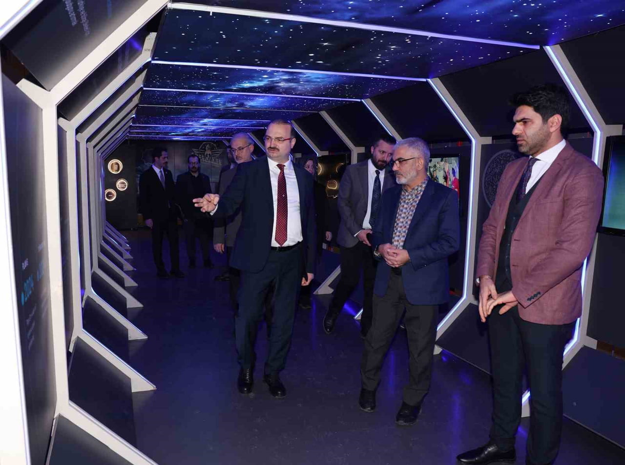 ATATÜRK ÜNİVERSİTESİ REKTÖRÜ PROF. DR. AHMET HACIMÜFTÜOĞLU, ERZURUM BÜYÜKŞEHİR BELEDİYESİ...