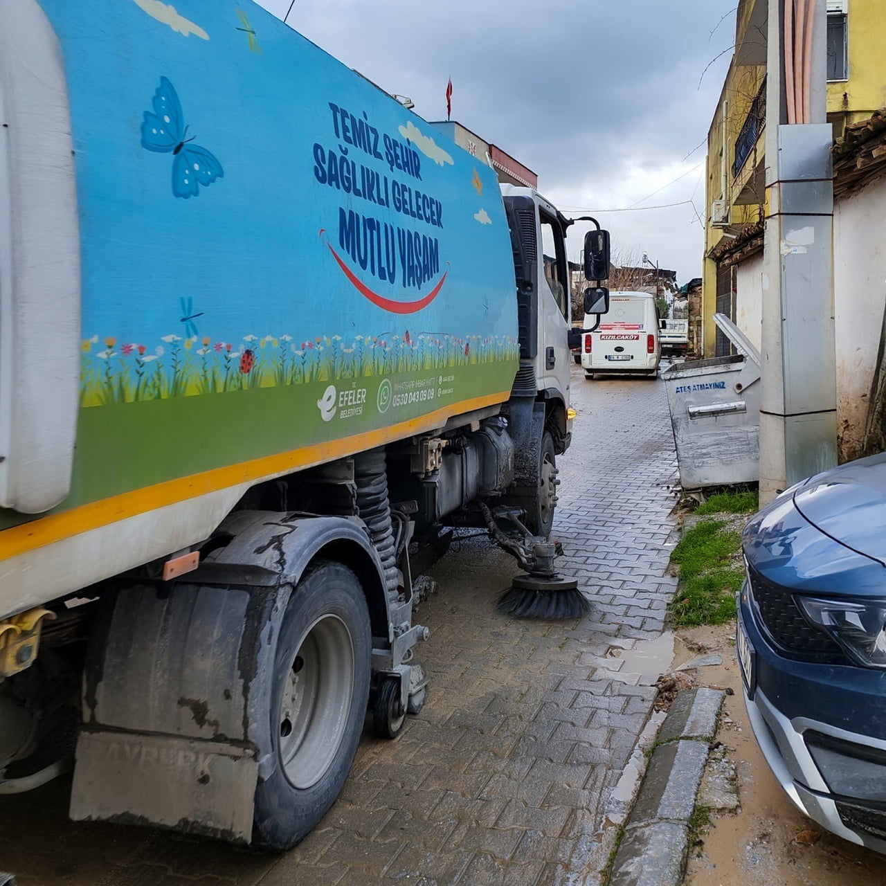 AYDIN'IN EFELER İLÇESİNDE ETKİLİ OLAN YOĞUN YAĞIŞ SONRASI, BAZI BÖLGELERDE OLUMSUZLUKLARA NEDEN...