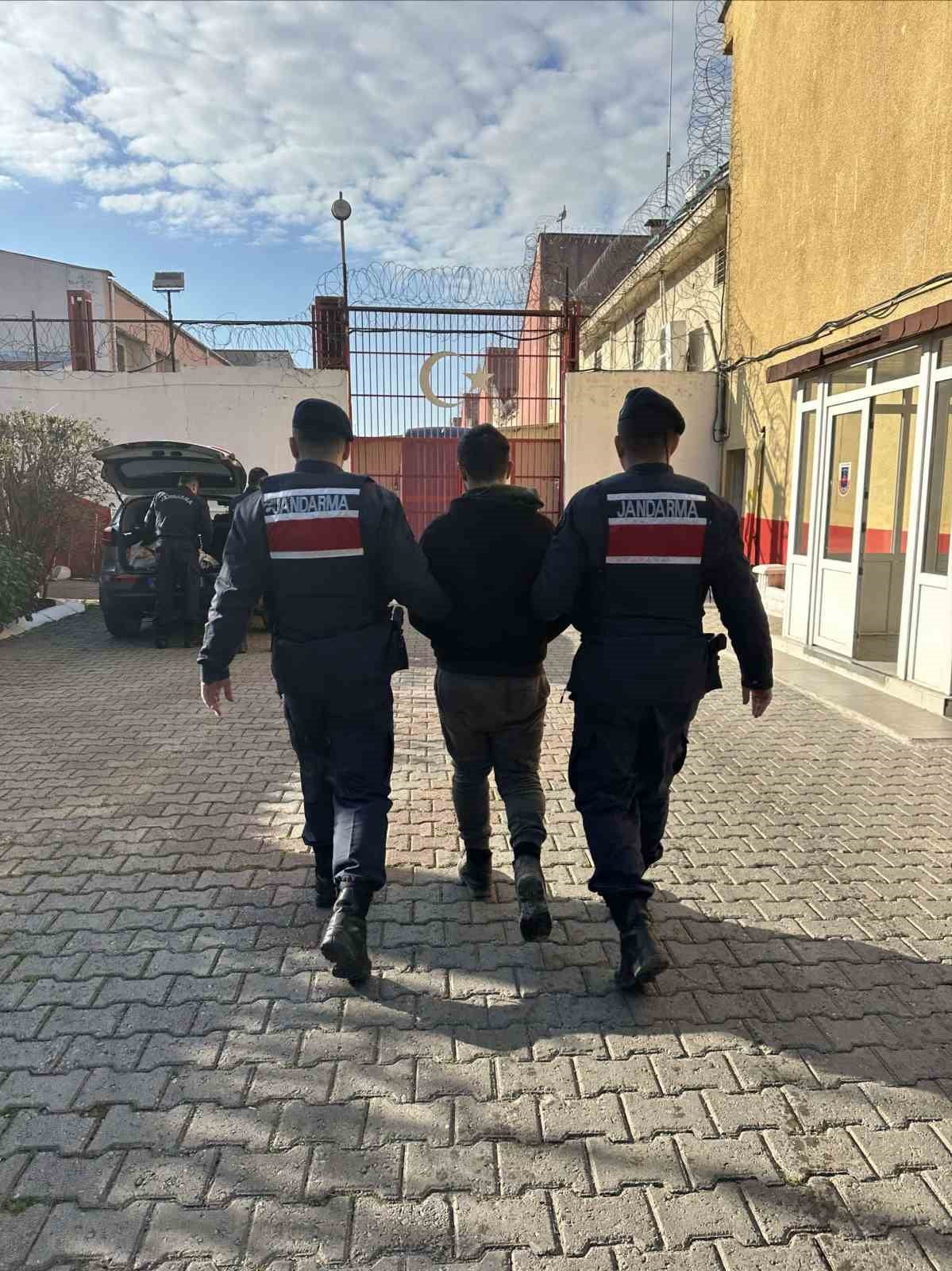 AYDIN'IN EFELER İLÇESİNDE JANDARMA EKİPLERİ TARAFINDAN YAPILAN ÇALIŞMALAR KAPSAMINDA HAKKINDA BİNA...