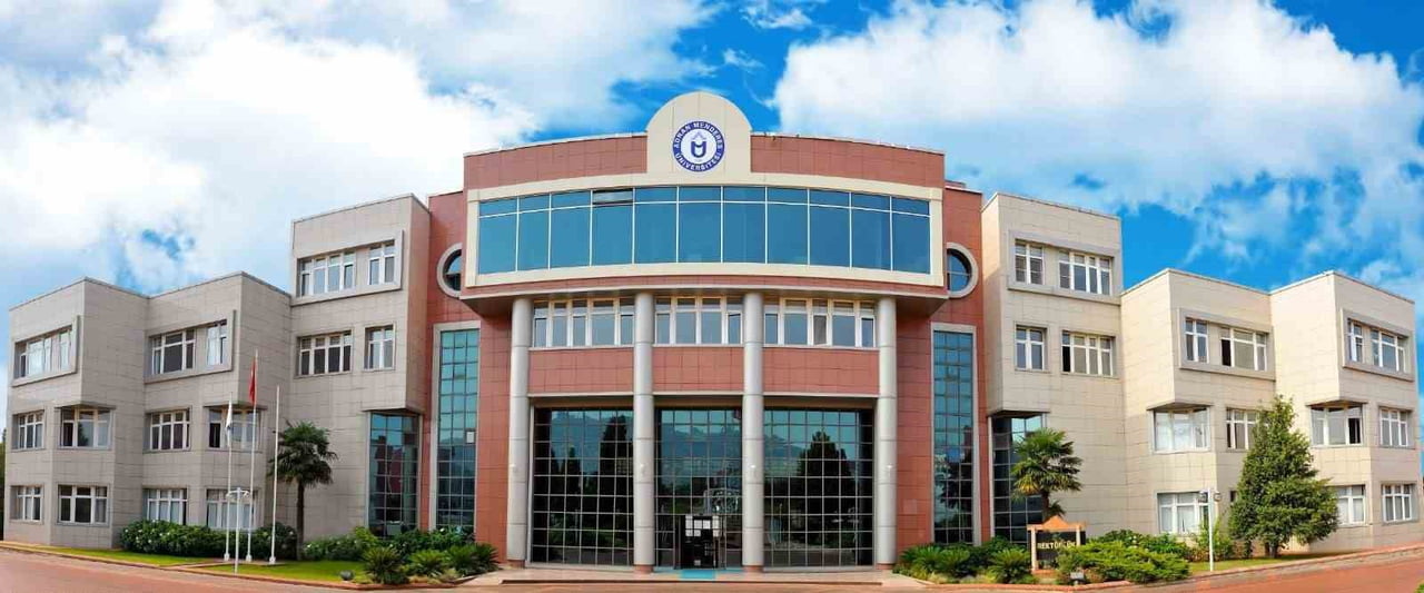 AYDIN ADNAN MENDERES ÜNİVERSİTESİ’NDE (ADÜ) ÜÇ MESLEK YÜKSEKOKULU PROGRAMI, EĞİTİM KALİTESİNİN...