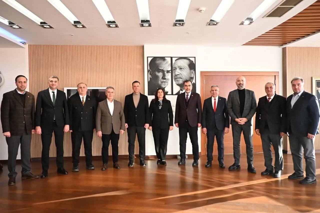 AYDIN BÜYÜKŞEHİR BELEDİYE BAŞKANI ÖZLEM ÇERÇİOĞLU, İLÇE BELEDİYE BAŞKANLARI VE PARTİ...