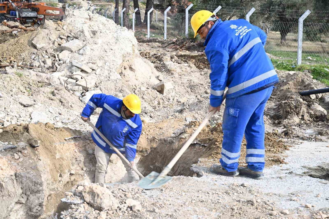 AYDIN BÜYÜKŞEHİR BELEDİYESİ VE ASKİ GENEL MÜDÜRLÜĞÜ TARAFINDAN AYDIN’IN DÖRT BİR YANINDA EŞ...