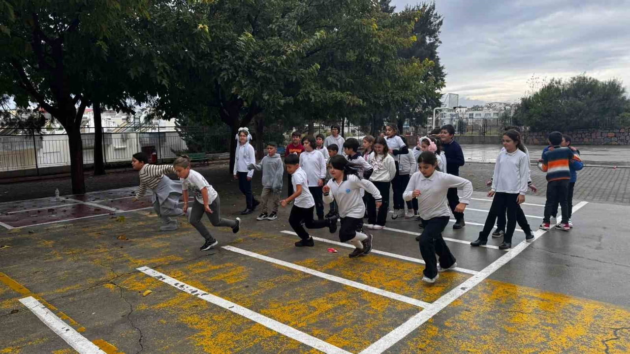 AYDIN’DA EĞİTİM GÖREN 4. SINIF ÖĞRENCİLERİ, “SPORA İLK ADIM” PROJESİ İLE HEM SPOR ALIŞKANLIĞI...