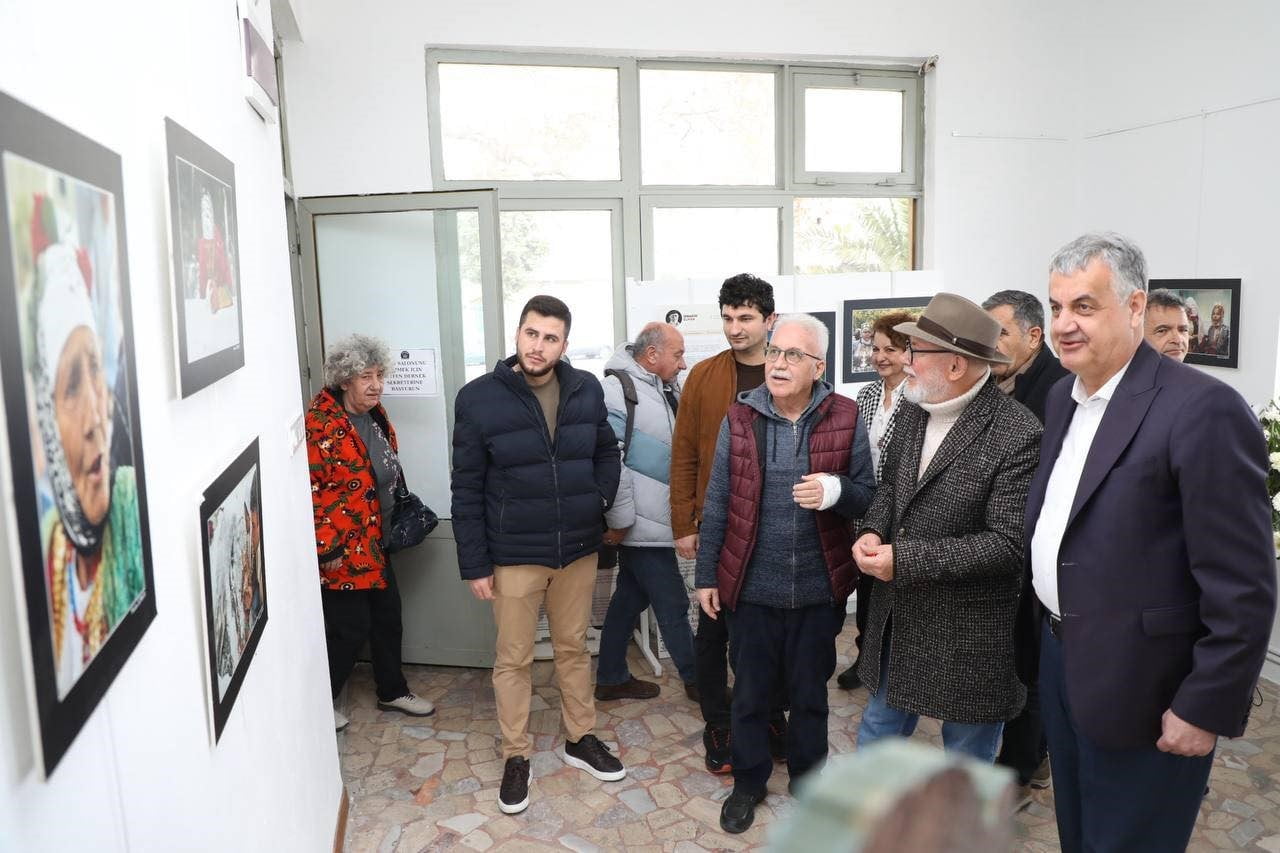 BALIKESİR'İN EDREMİT İLÇESİNDE FOTOĞRAF SANATÇISI İBRAHİM ELMAN'IN "KAZDAĞI ETEKLERİNDE" KONULU...