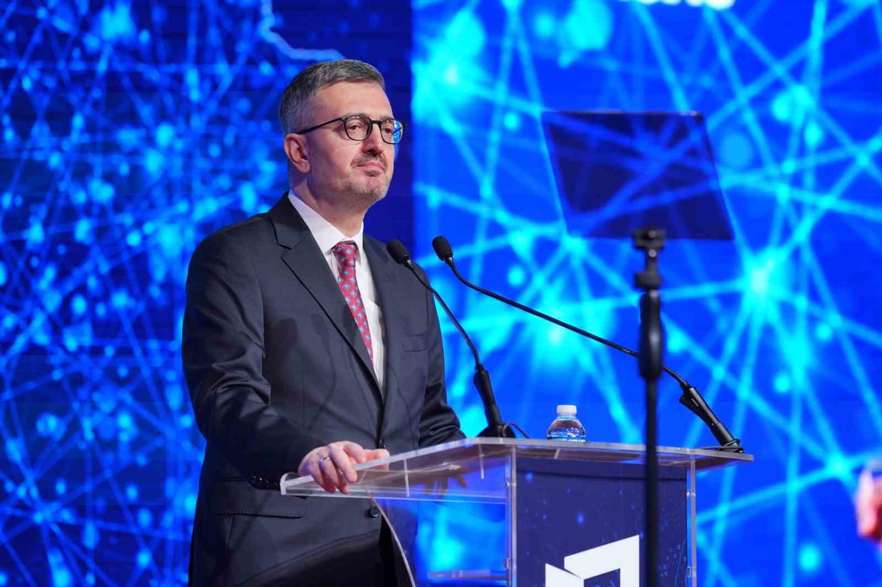 BASIN İLAN KURUMU'NUN DÜZENLEDİĞİ "DİJİTAL DÖNÜŞÜM ÇAĞINDA HABERCİLİK: YAPAY ZEKÂ VE DİJİTAL...