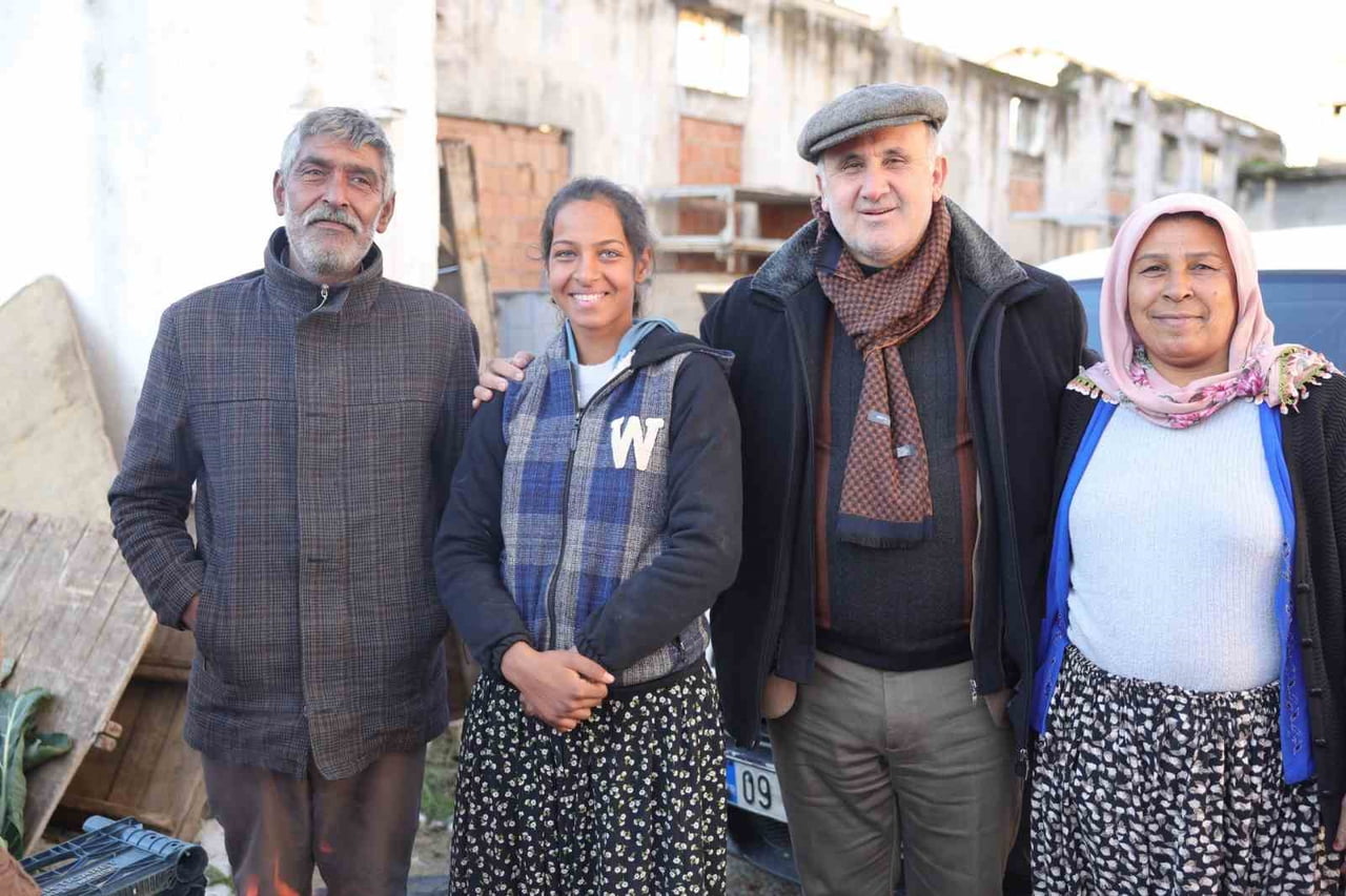 BAŞKAN KAYA: "SOĞUK KIŞ GÜNLERİNDE DE ESNAF VE VATANDAŞLARIMIZIN YANINDA OLMAYI...