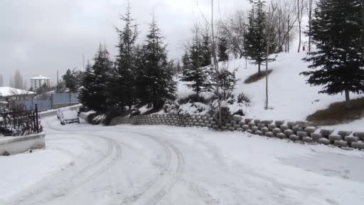 Başkent beyaz örtü altında