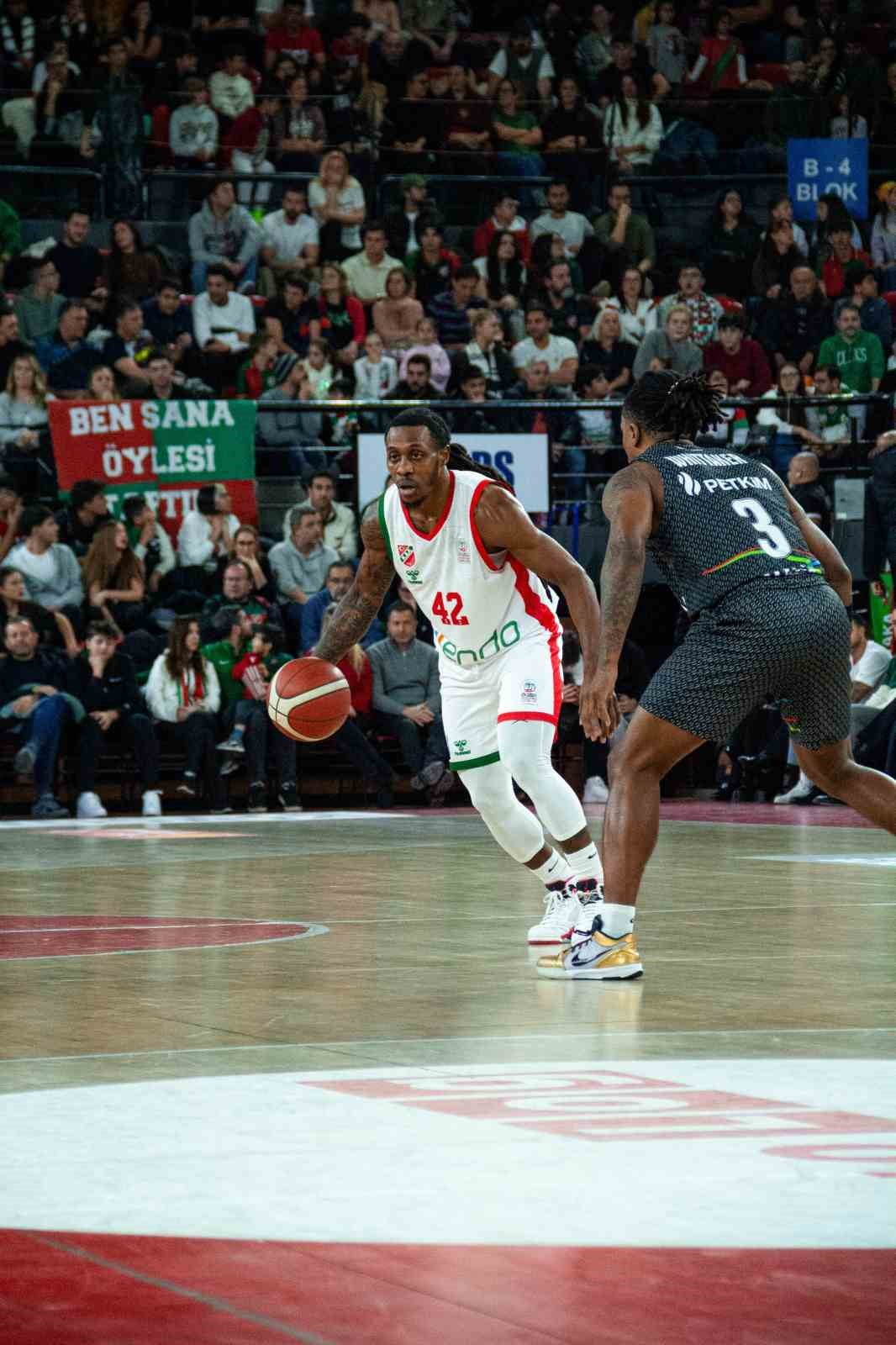 BASKETBOL SÜPER LİGİ’NİN 16. HAFTASINDA KARŞIYAKA, EVİNDE KONUK ETTİĞİ ALİAĞA PETKİMSPOR’U...