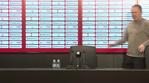 Beşiktaş Teknik Direktörü Sergen Yalçın, transfer konusunda final görüşmelerini yaptıklarını ve...