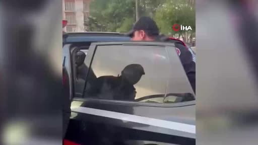 Beyoğlu’nda şüphe üzerine durdurulmak istenen şüpheli firari çıktı