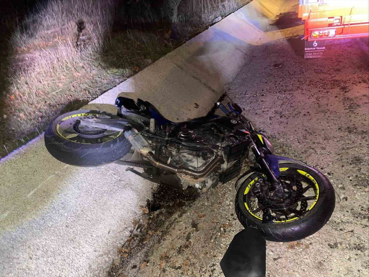 BİLECİK’TE MOTOSİKLET KAZASI: 1 YARALI