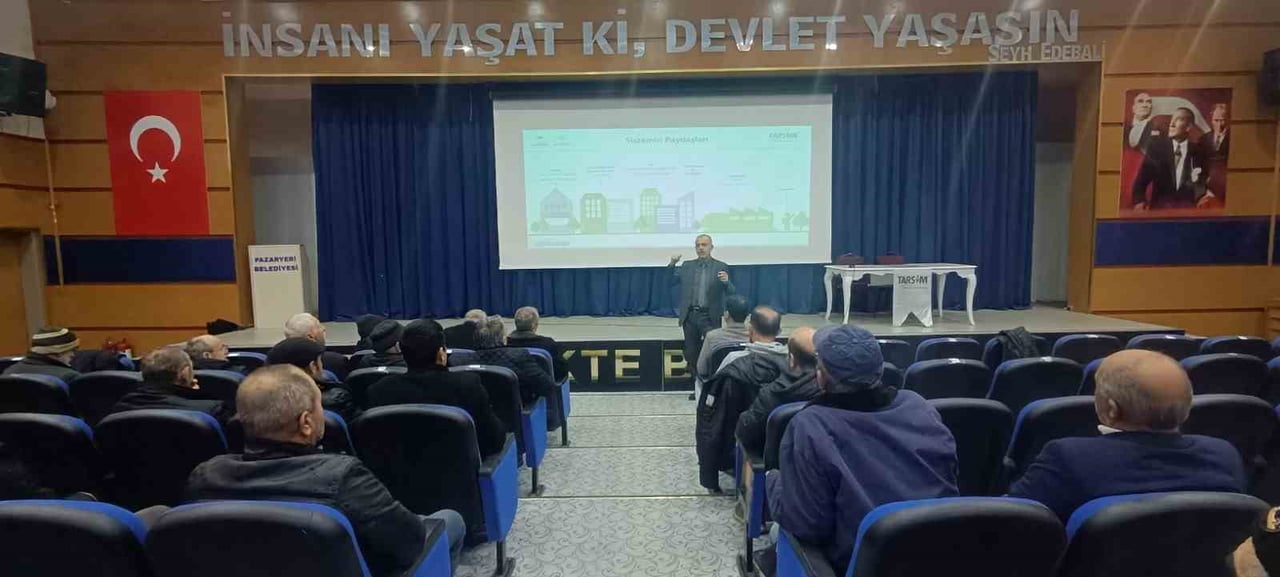 BİLECİK’TE ÜRETİCİLERE TARIM SİGORTALARI ANLATILDI