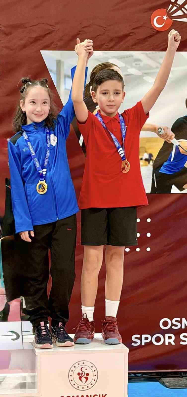 BİLECİKLİ SPORCU İŞİTME ENGELLİLER ŞAMPİYONASINDAN DERECEYLE DÖNDÜ