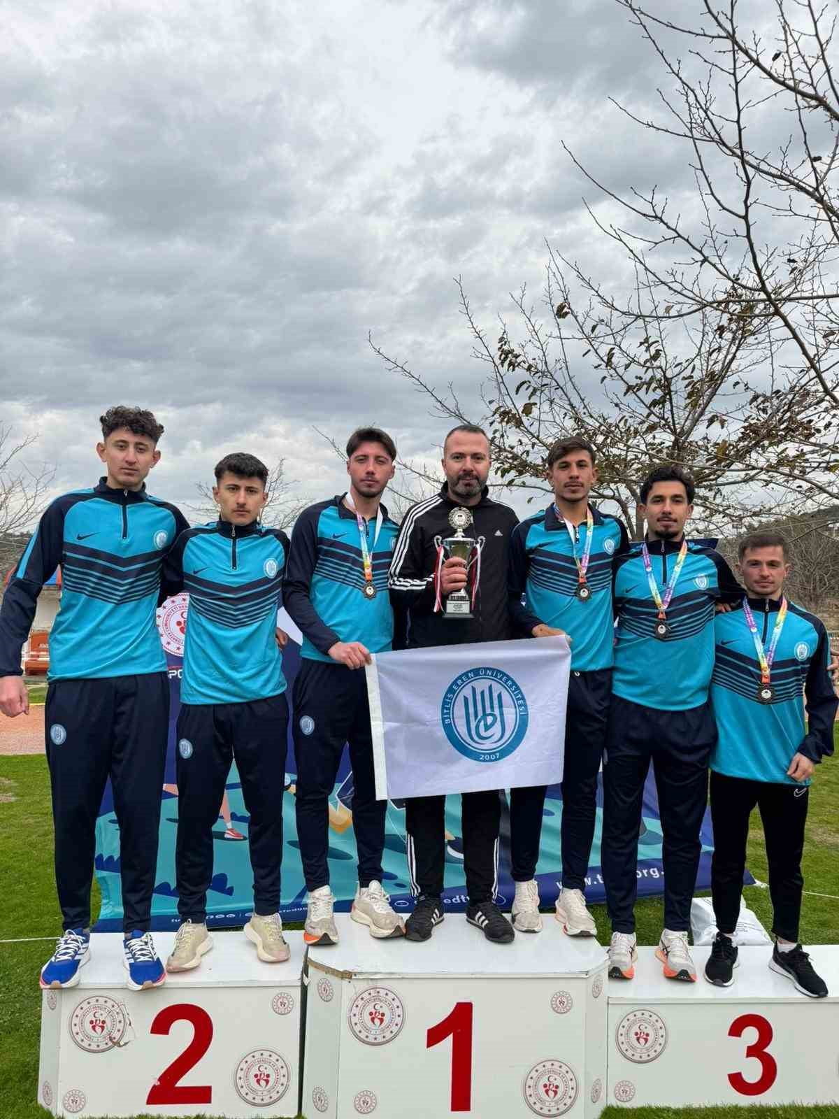 BİTLİS EREN ÜNİVERSİTESİ (BEÜ) KROS TAKIMI, KATILDIĞI TÜRKİYE ÜNİVERSİTELERARASI KROS...