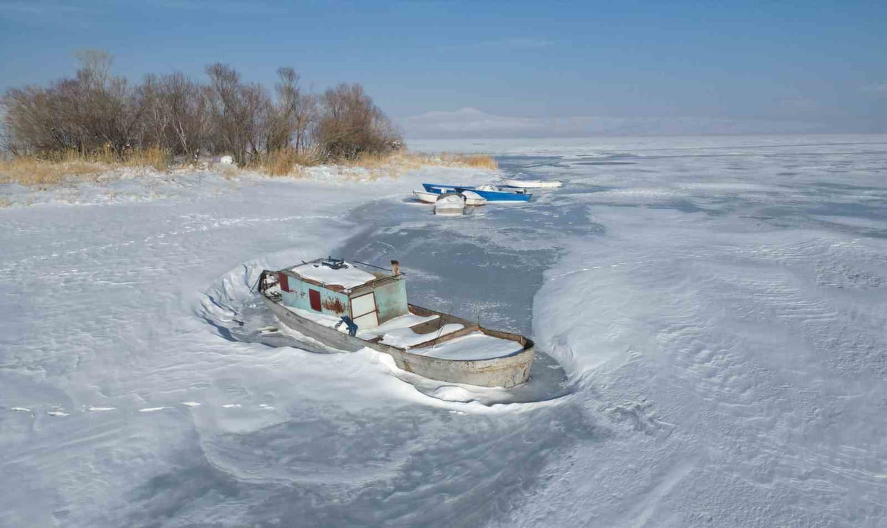 BİTLİS’TE UZUN SÜREDİR ETKİLİ OLAN DONDURUCU SOĞUKLAR, İL GENELİNDEKİ GÖL VE SULAK ALANLARI...