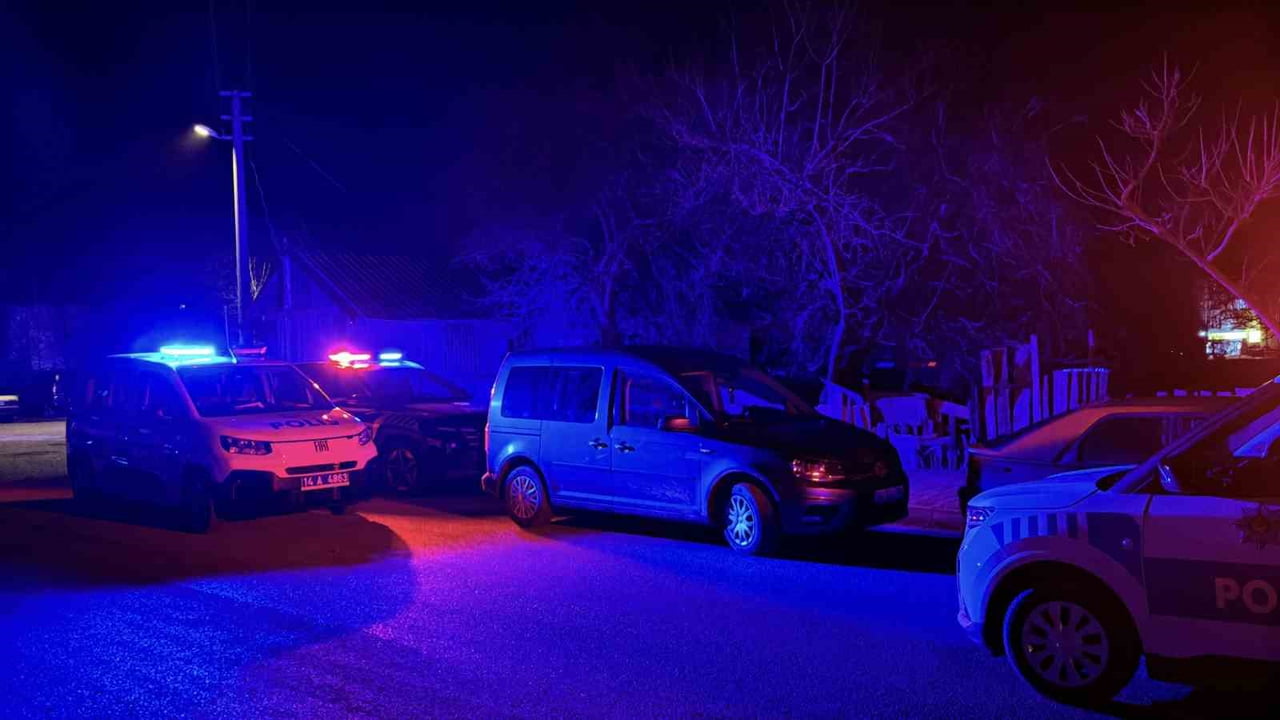 BOLU’DA 2 GÜN ÖNCE EVİNDE TABANCASININ BAKIMINI YAPTIĞI SIRADA SİLAHIN ATEŞ ALMASI SONUCU BAŞINDAN...