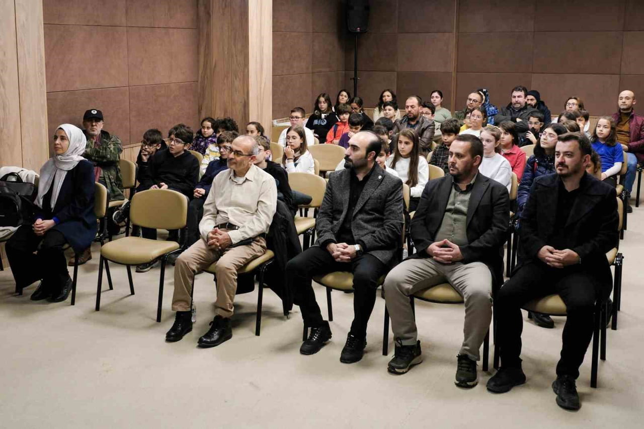 BŞEÜ’DE BİLİM KAFE İLE GIDADA GÜVENLİK, SAĞLIKTA GÜVENCE ANLATILDI