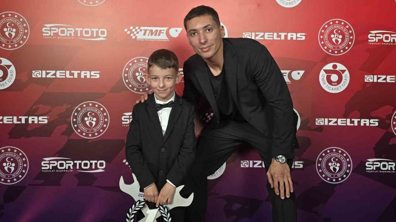 BURSA'NIN MUDANYA İLÇESİNDEN YAŞAYAN MİNİ MOTOKROS SPORCUSU POYRAZ KALENDER, TÜRKİYE MOTOKROS...