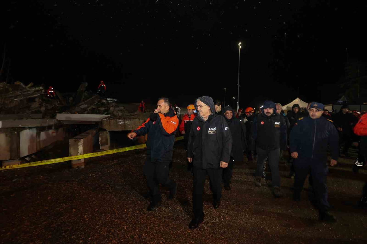 BURSA’DA, MUHTEMEL BİR BÜYÜK DEPREME KARŞI HAZIRLIK SEVİYESİNİ ARTIRMAK AMACIYLA TÜRKİYE AFET...