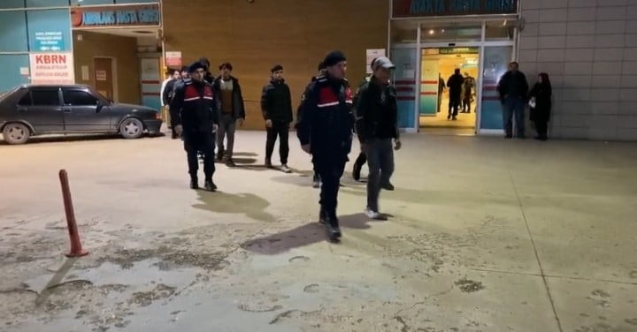 BURSA’NIN İNEGÖL İLÇESİNDE, JANDARMA KOMUTANLIĞI EKİPLERİ TARAFINDAN DÜZENLENEN OPERASYONDA ÜLKEYE...