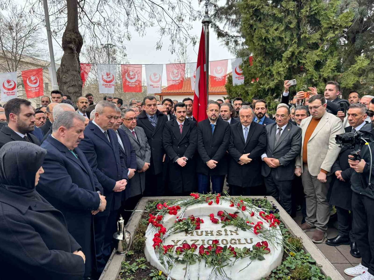 BÜYÜK BİRLİK PARTİSİ (BBP) KURUCU GENEL BAŞKANI MUHSİN YAZICIOĞLU, PARTİSİNİN 33'ÜNCÜ KURULUŞ YIL...