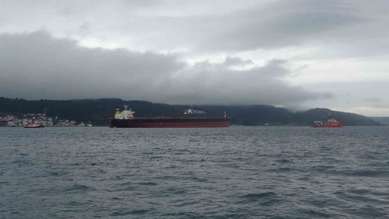 ÇANAKKALE'NİN BOZCAADA İLÇESİ AÇIKLARINDA 4 OCAK TARİHİNDE LODOS FIRTINASI NEDENİYLE KARAYA...