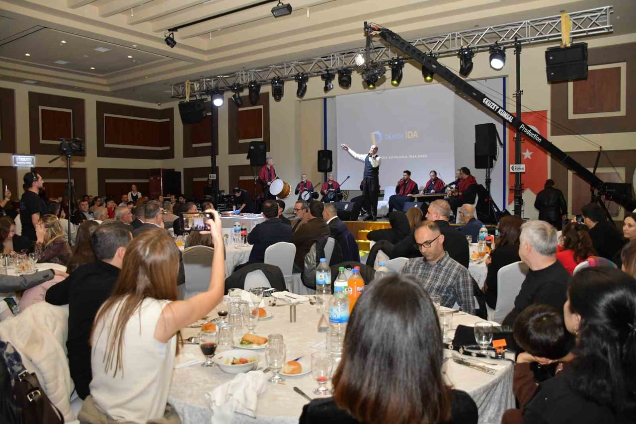 ÇANAKKALE MERKEZLİ İNŞAAT VE YAPI FİRMASI DEKORİDA, YENİ KURUMSAL VİZYONUNU VE GELECEK DÖNEM YOL...