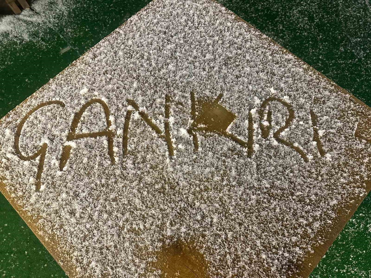 ÇANKIRI’DA GÜN İÇERİSİNDE YÜKSEK KESİMLERDE ETKİLİ OLAN KAR YAĞIŞI, İL MERKEZİNDE DE KENDİNİ...